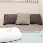 Suite 5 - Refurbished Room In A Shared House
